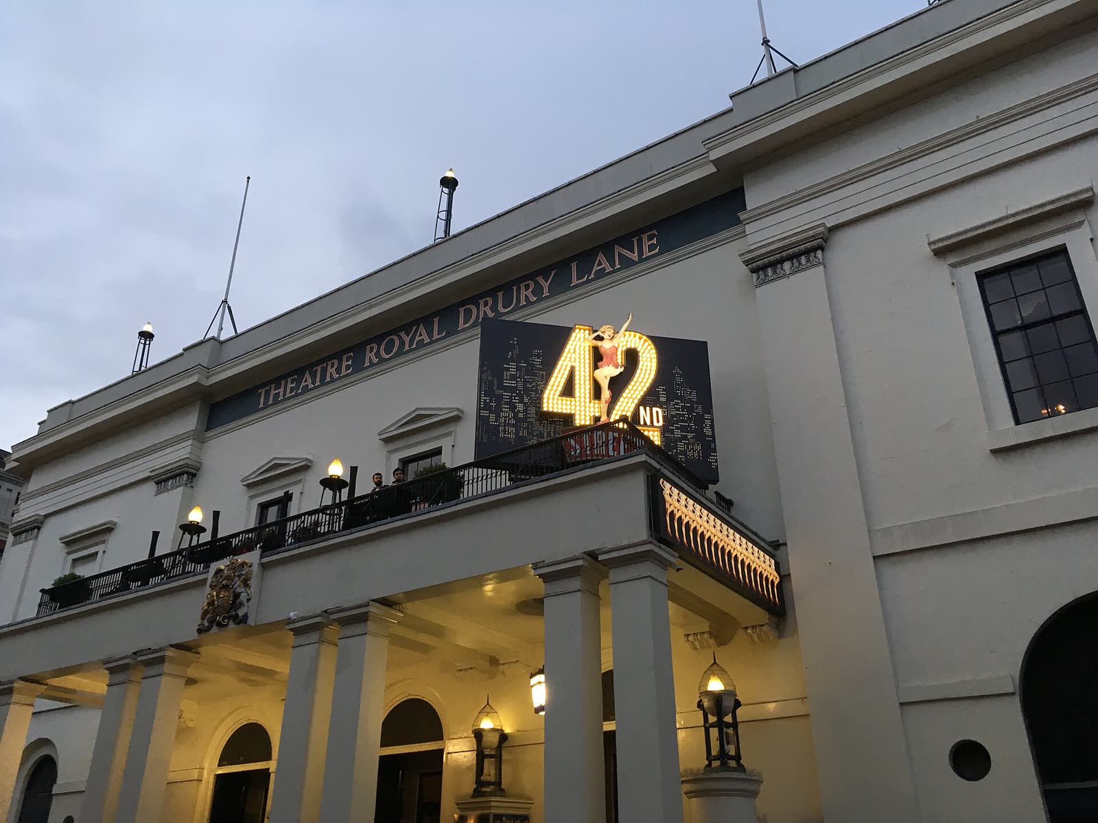 42nd Street musical marquee at Theatre Royal Drury Lane, London - 42Nd Street tickets