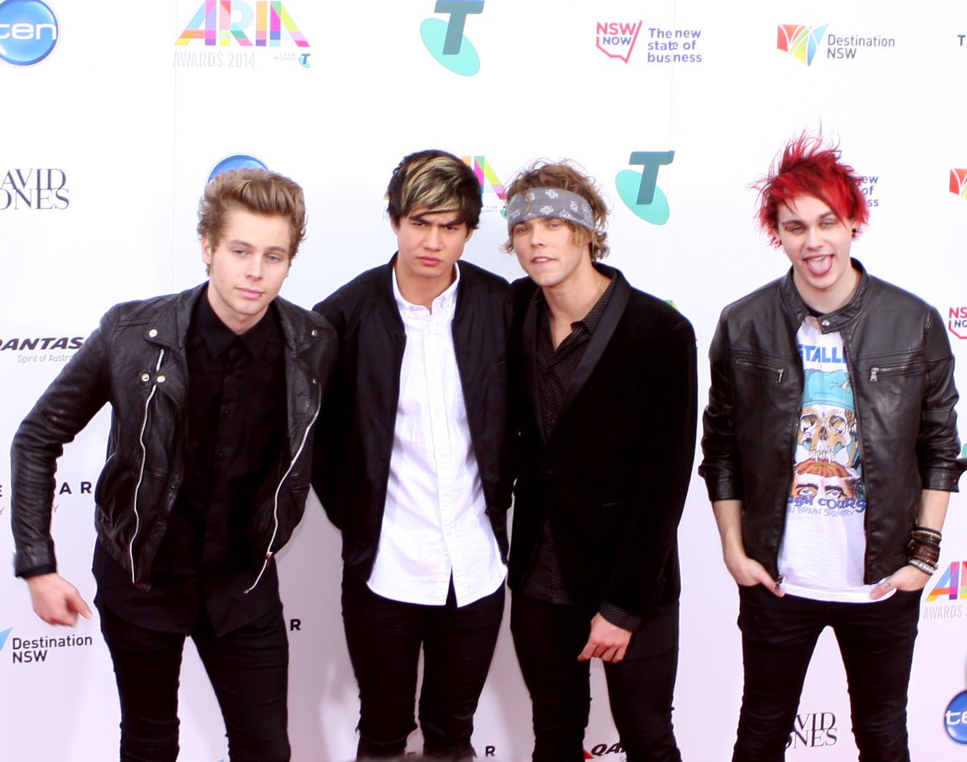5 Seconds of Summer performing live - 5 Seconds of Summer tickets