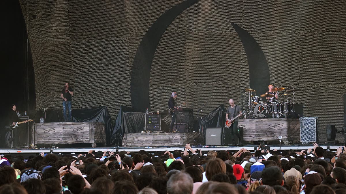 Buy A Perfect Circle tickets on StubOrder A Perfect Circle performing live at Lollapalooza Chile 2013