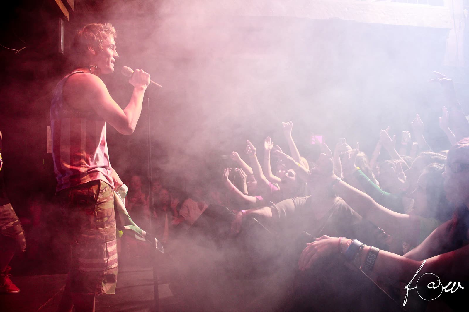 Aaron Carter performing live on stage in 2013 - Aaron Carter tickets