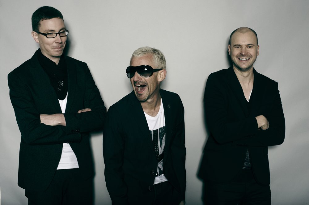 Above & Beyond performing live - Above & Beyond tickets
