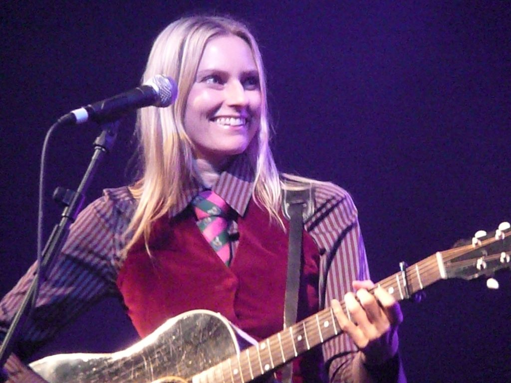 Aimee Mann performing live - Aimee Mann tickets