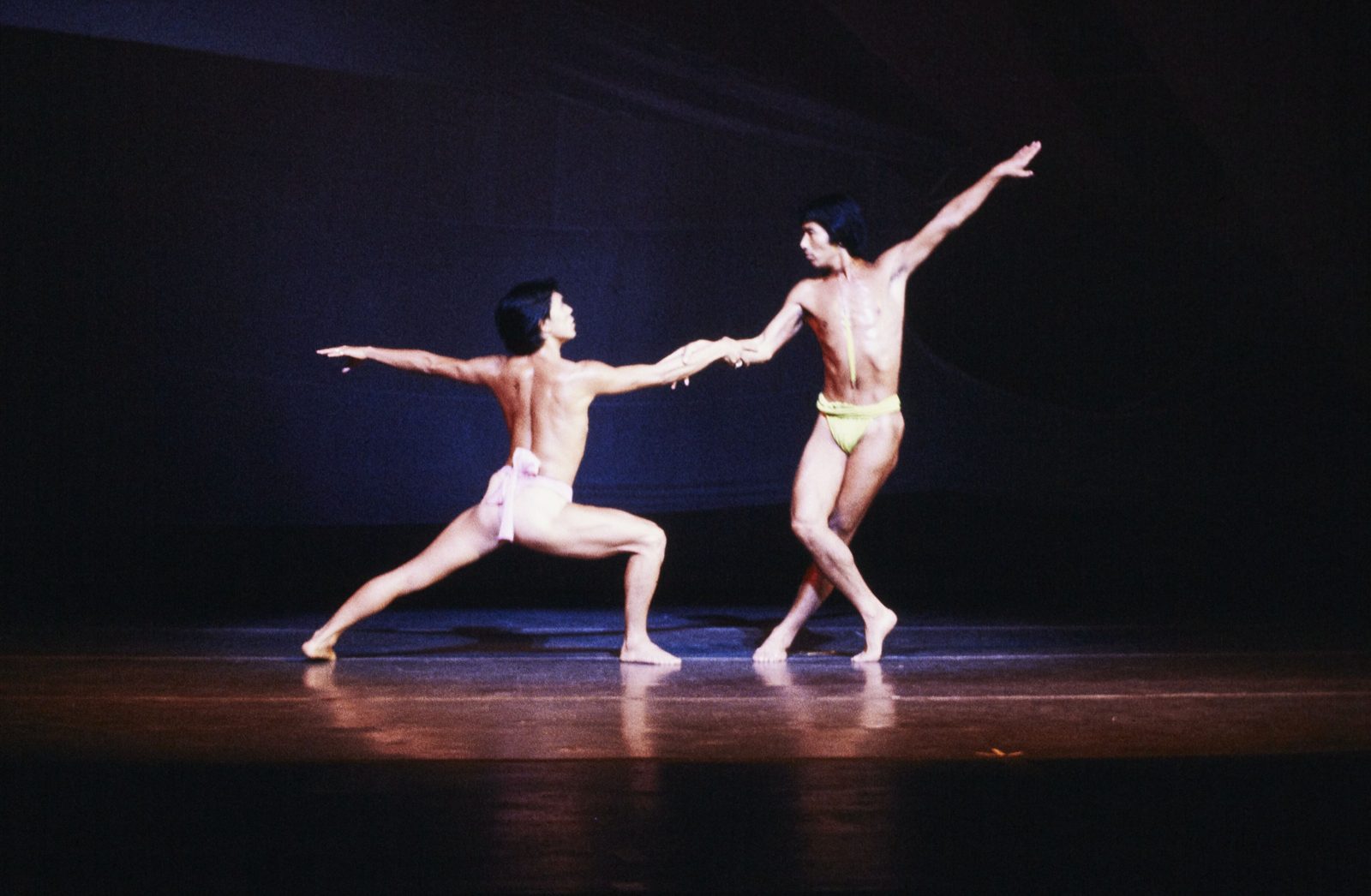 Alvin Ailey American Dance Theater performing live - Alvin Ailey American Dance Theater tickets
