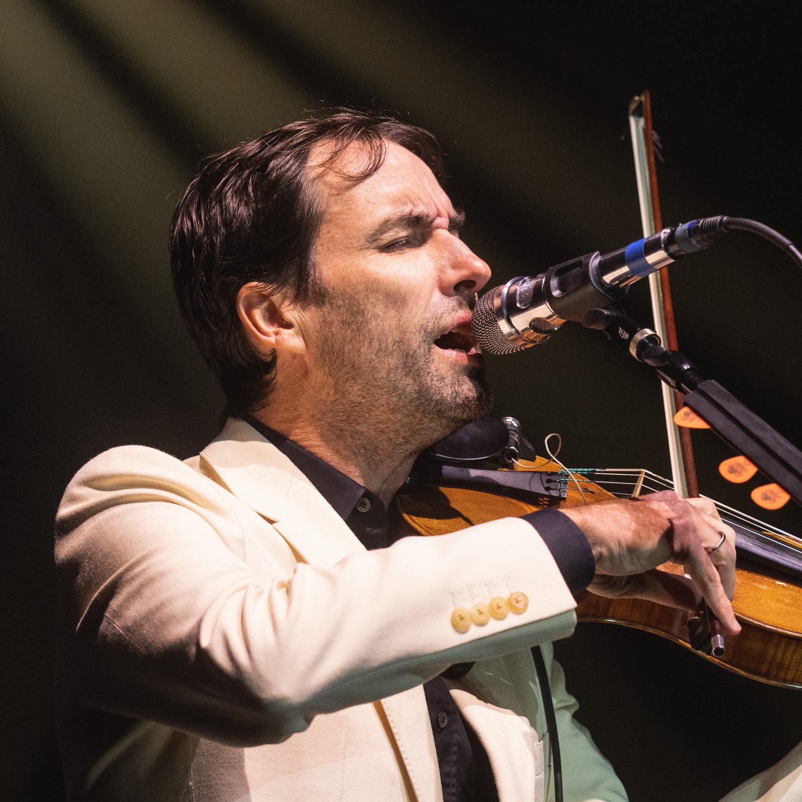 Andrew Bird performing live - Andrew Bird tickets