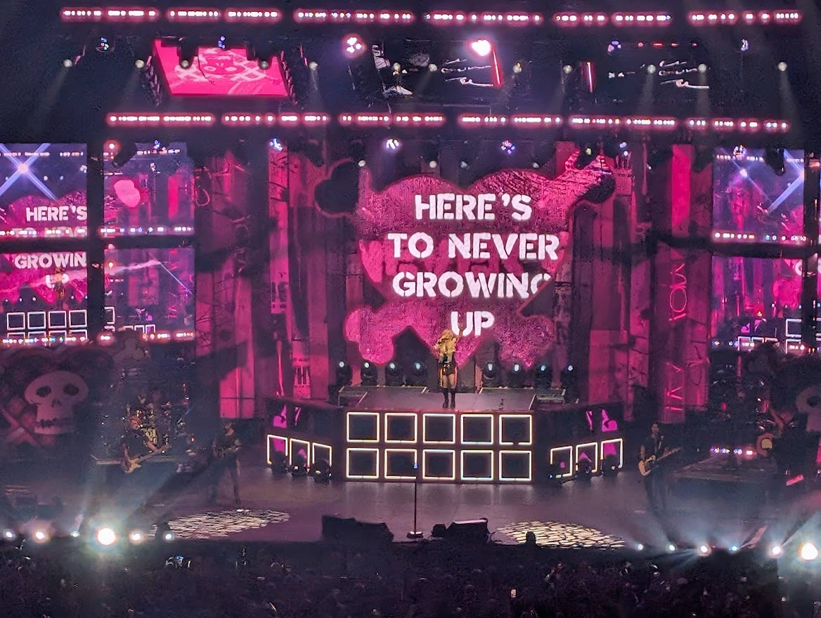 Avril Lavigne on stage at Budweiser Gardens, Greatest Hits Tour 2025
