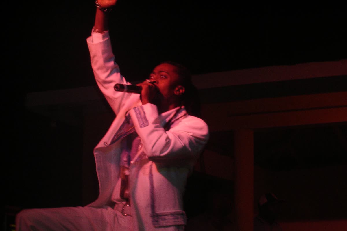 Beenie Man performing live at Bob Marley Birthday Bash 2006, Negril