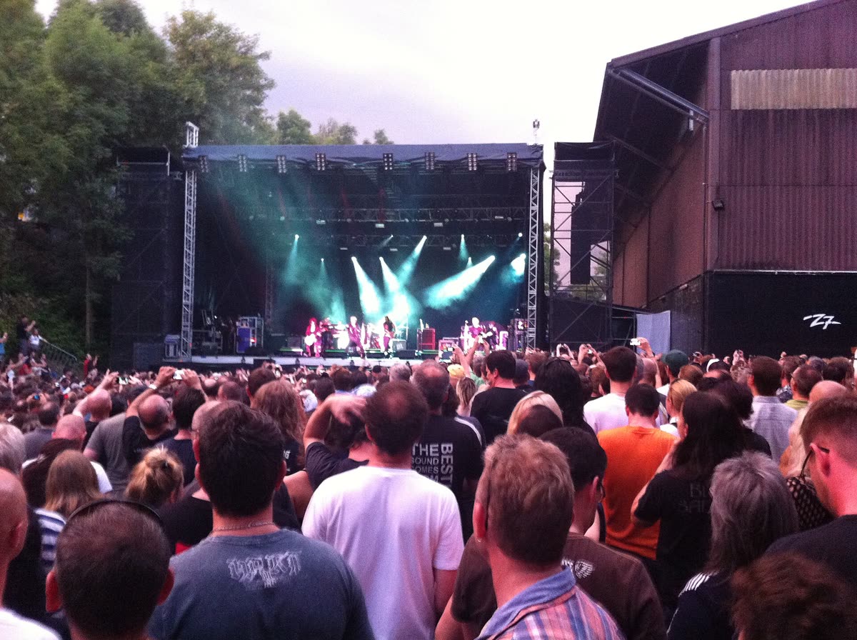 Buy Billy Idol tickets on StubOrder Billy Idol performing live at Z7 in Pratteln, Switzerland