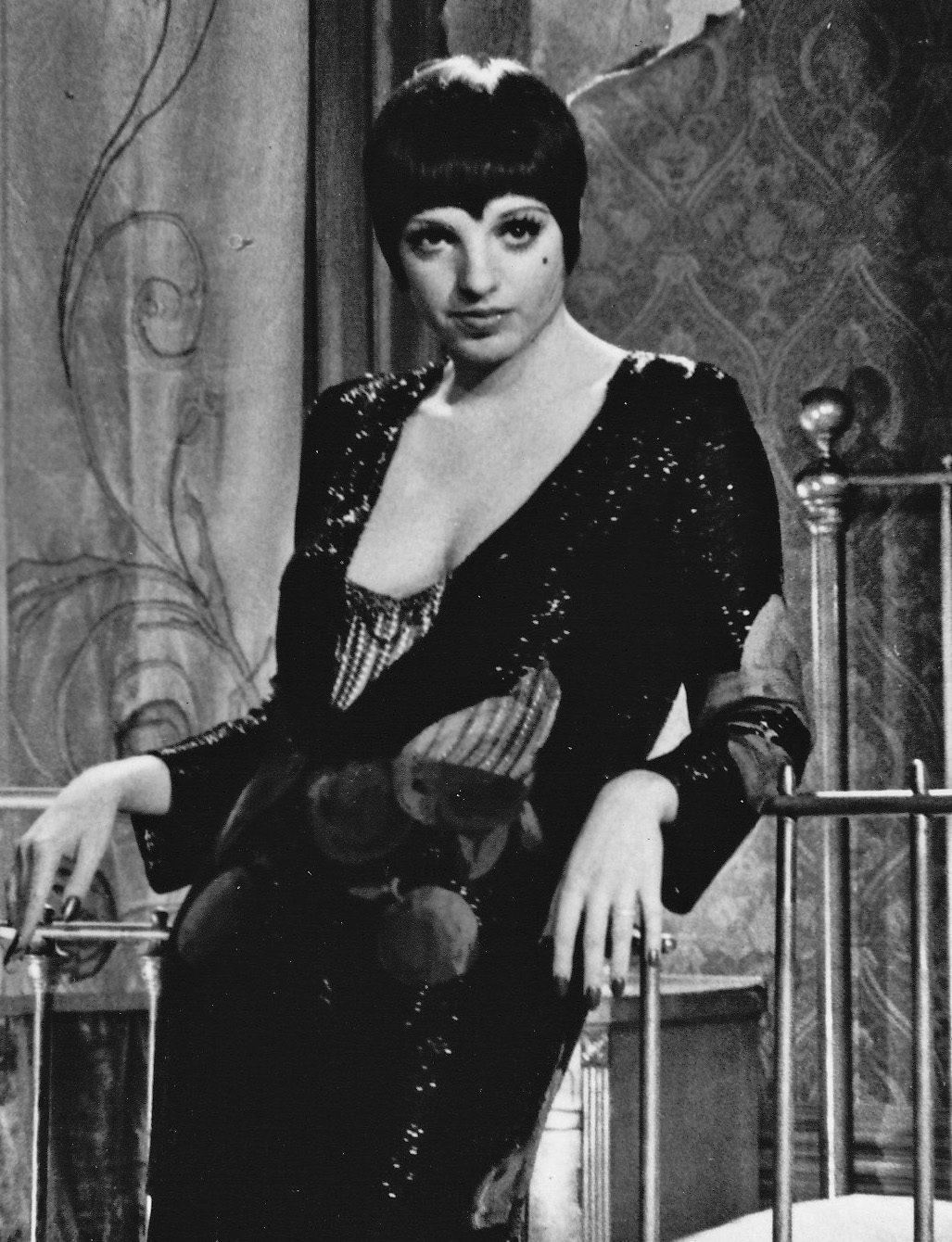 Cabaret performing live - Cabaret tickets