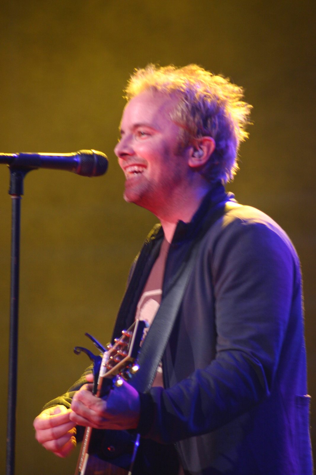 Chris Tomlin performing live - Chris Tomlin tickets