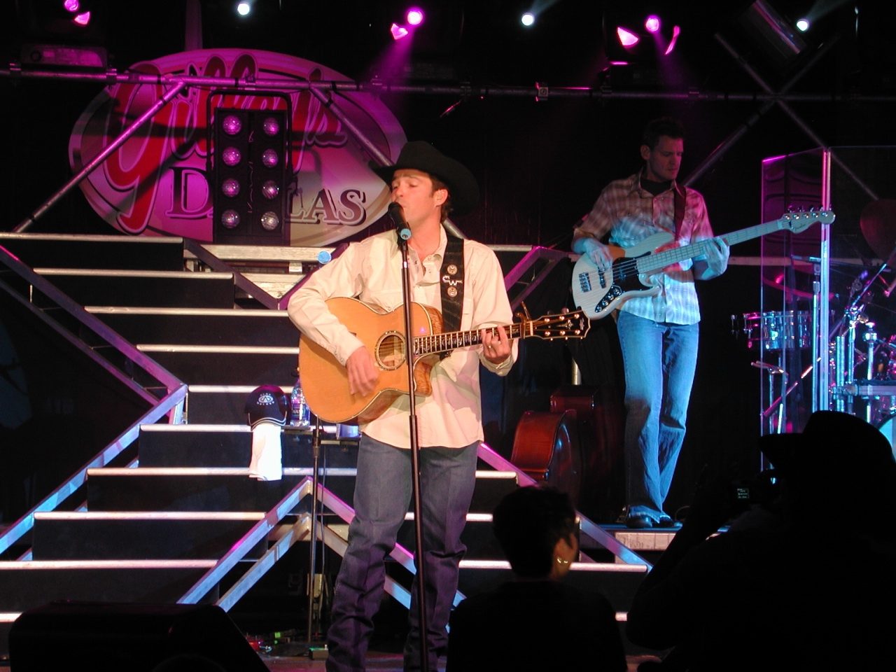 Clay Walker performing live - Clay Walker tickets