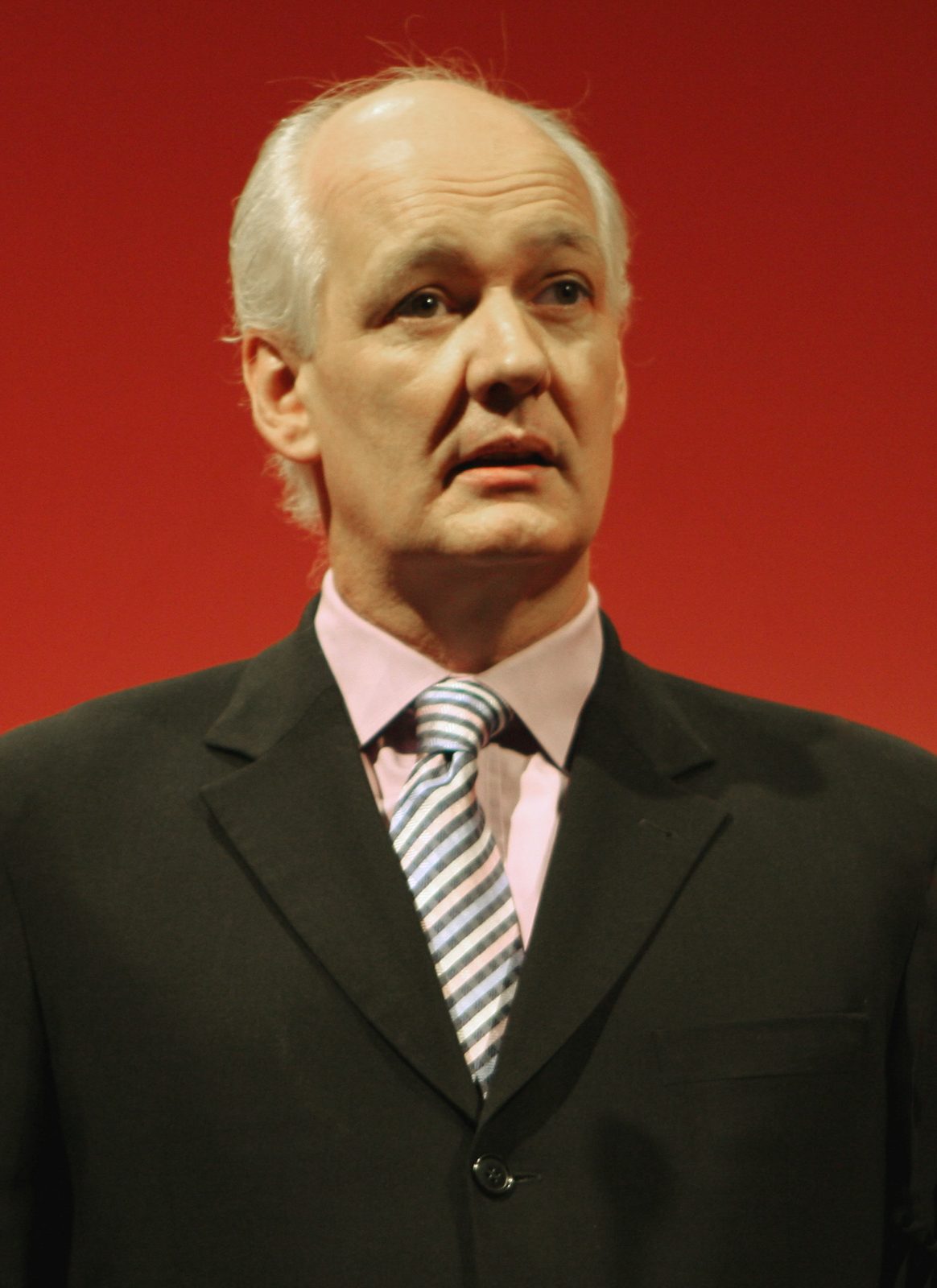 Colin Mochrie performing live - Colin Mochrie tickets