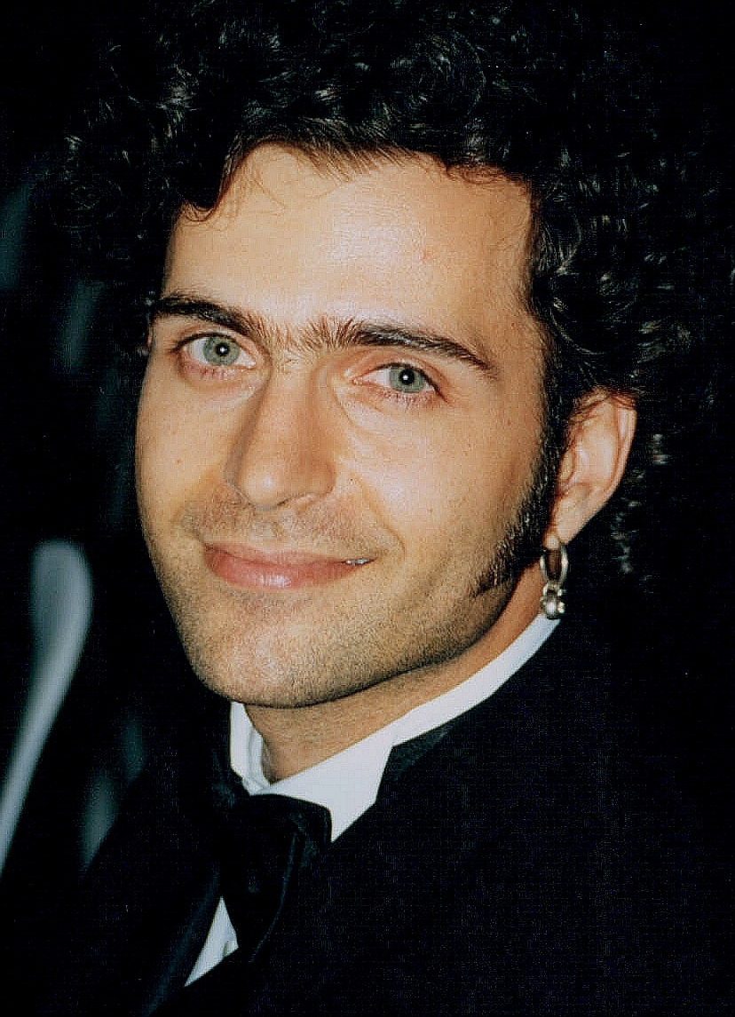 Dweezil Zappa performing live - Dweezil Zappa tickets