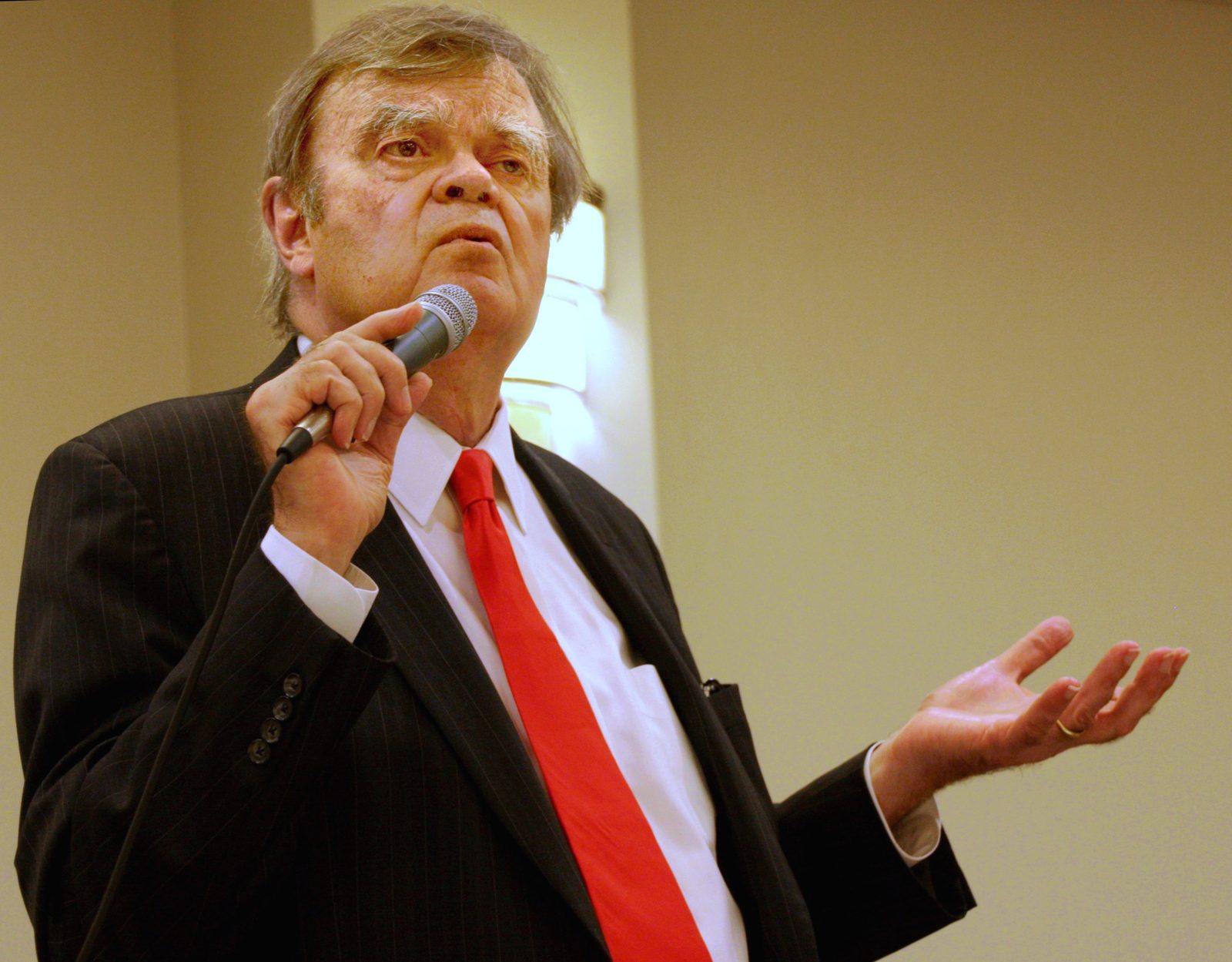 Garrison Keillor performing live - Garrison Keillor tickets