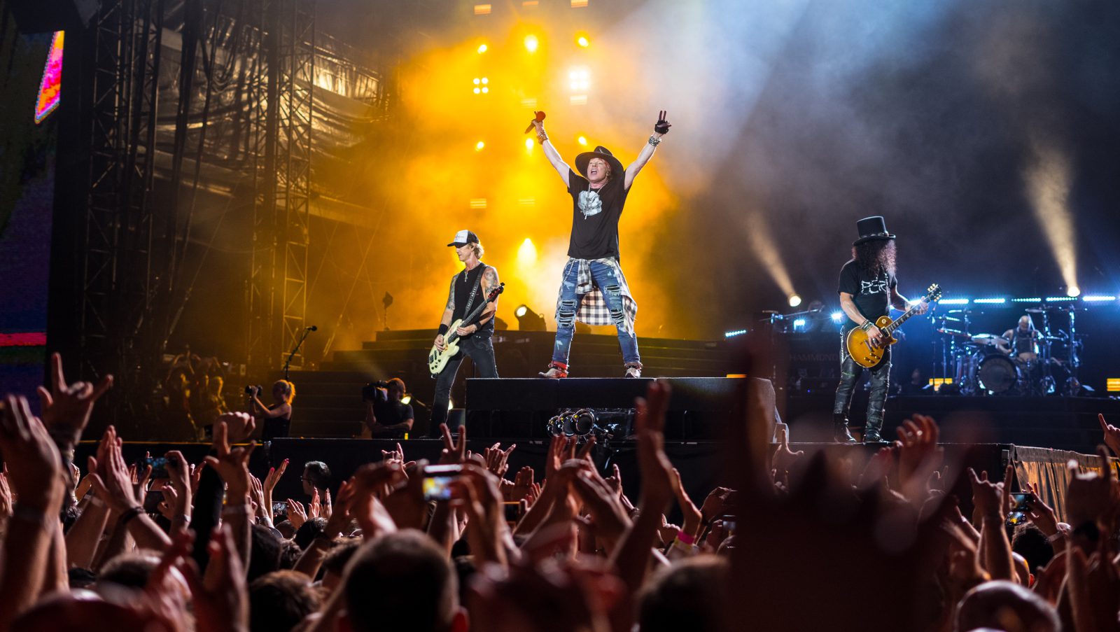 Guns Nā Roses performing live - Guns Nā Roses tickets