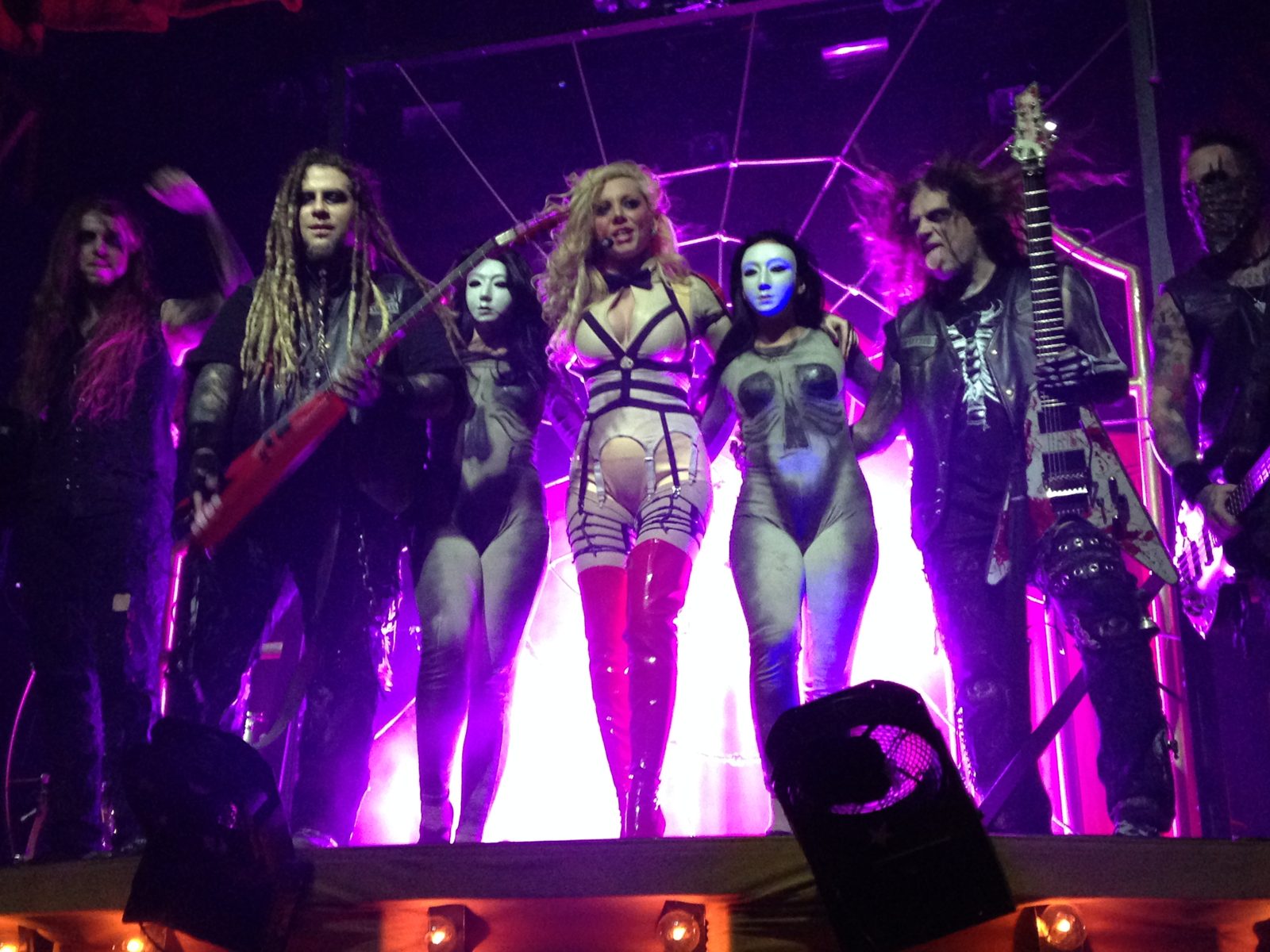 In This Moment performing live - In This Moment tickets