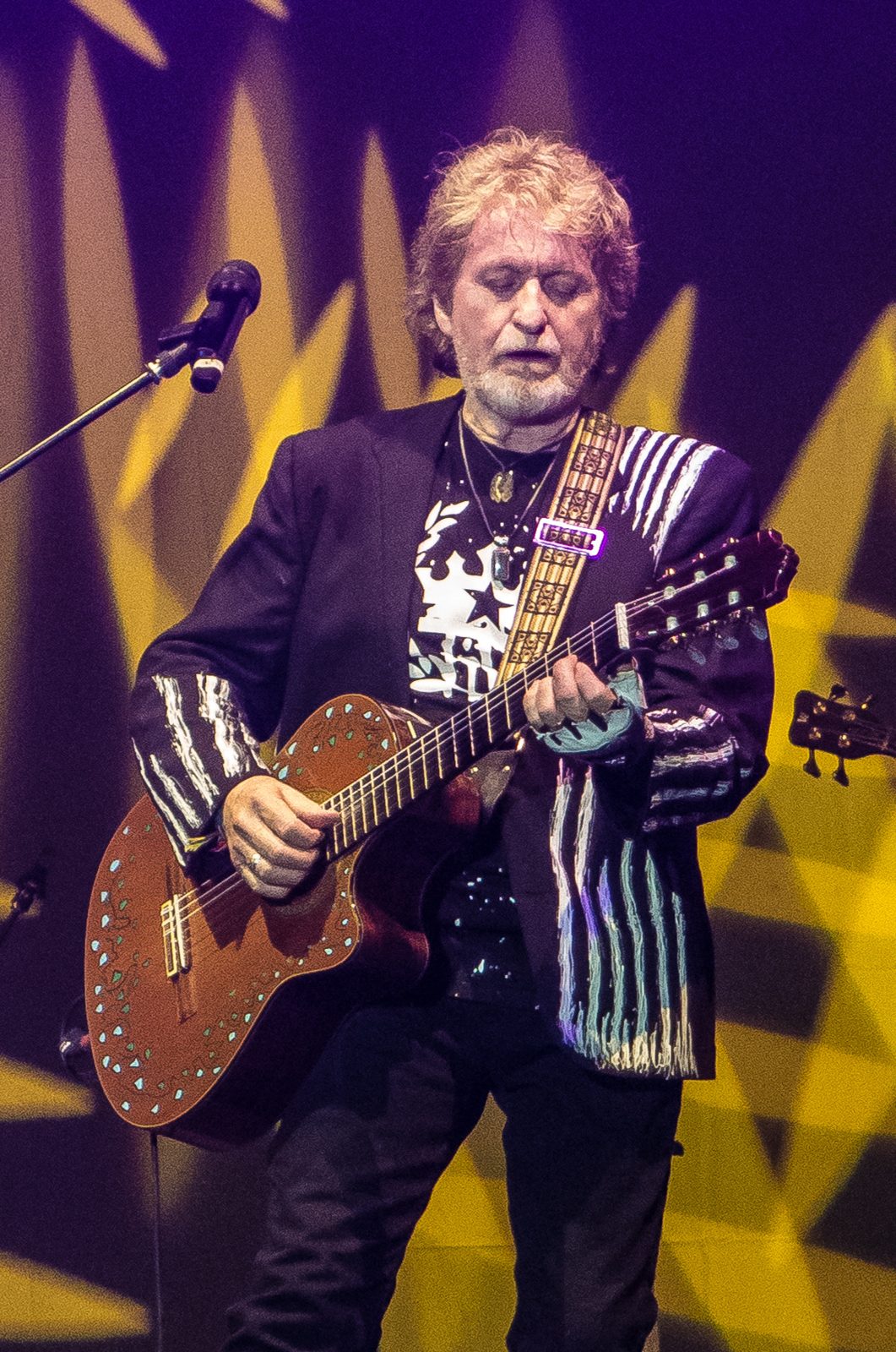 Jon Anderson performing live - Jon Anderson tickets
