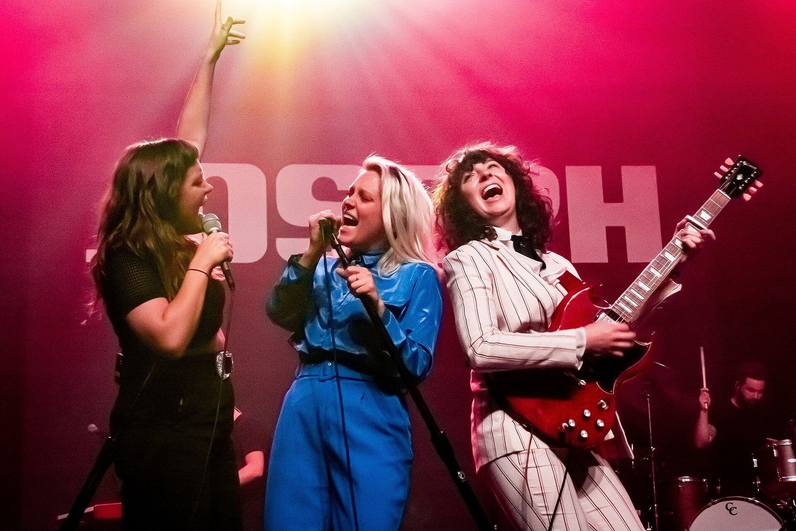 Joseph, the Closner sisters, performing live at The Fonda Theatre, Los Angeles, 2019