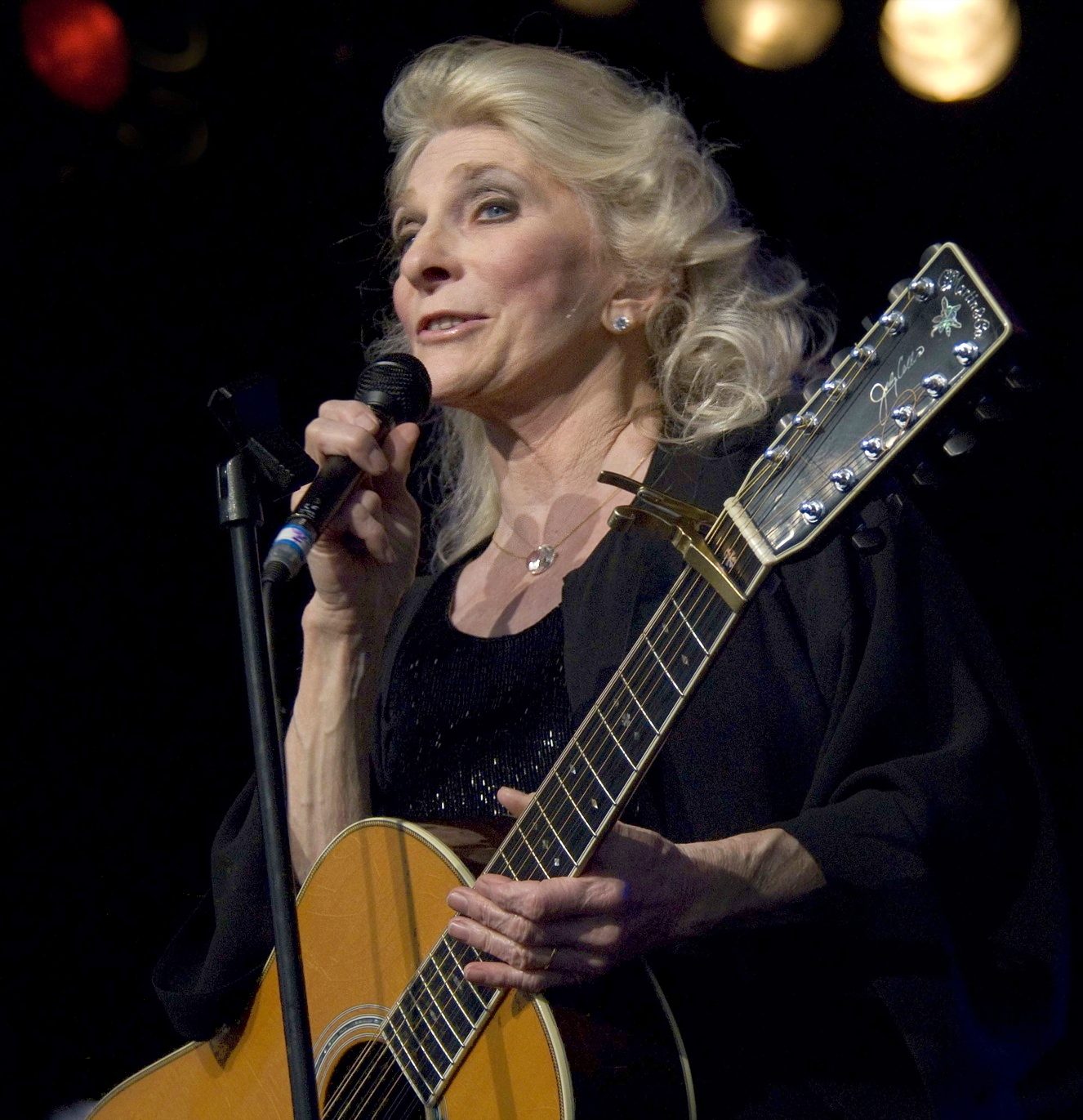 Judy Collins performing live - Judy Collins tickets