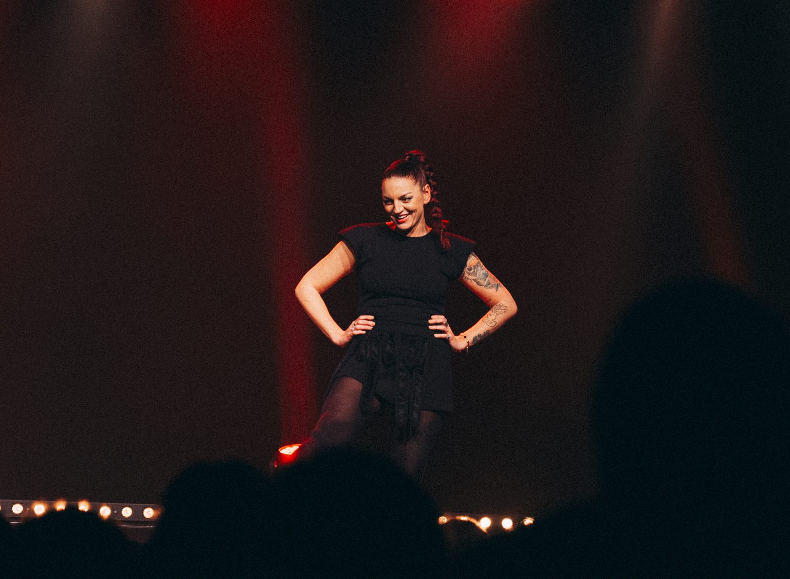 Laura Calu performing live - Laura Calu tickets