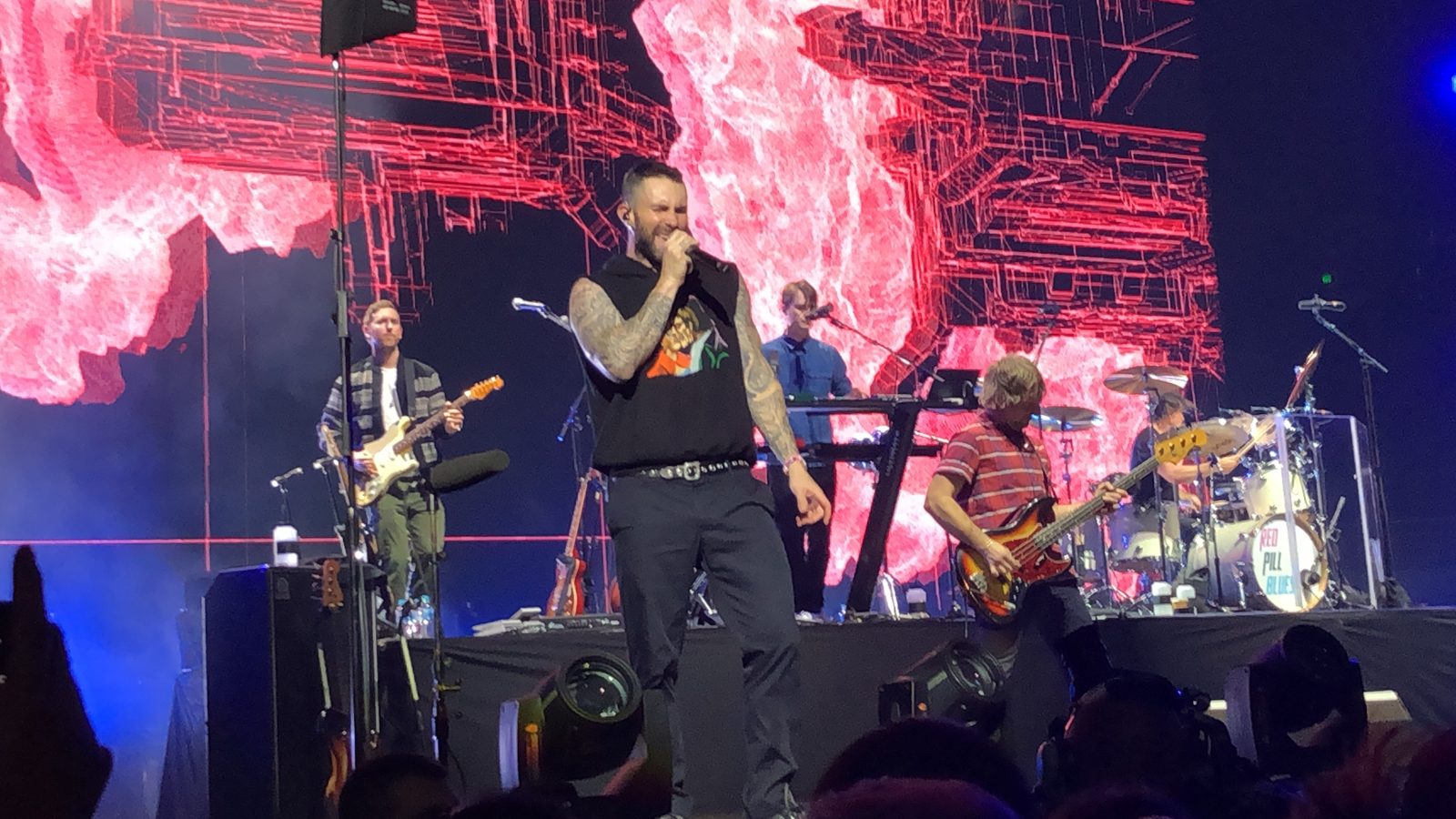 Maroon 5 performing live - Maroon 5 tickets