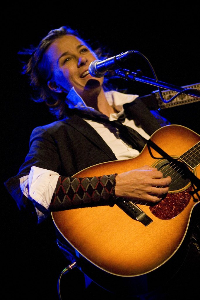 Melissa Ferrick singing with an acoustic guitar at the Bowery Ballroom, New York, 2008
