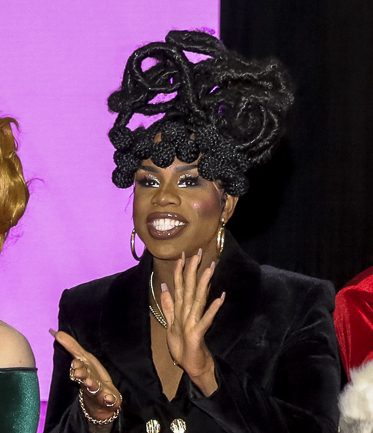 Monet X Change performing live - Monet X Change tickets