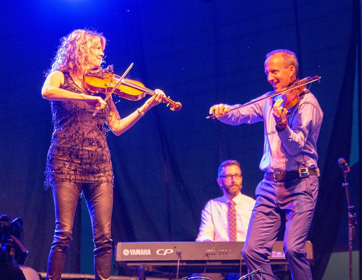 Natalie MacMaster and Donnell Leahy fiddling together at the Sound of Music Festival, Burlington, Ontario, 2018