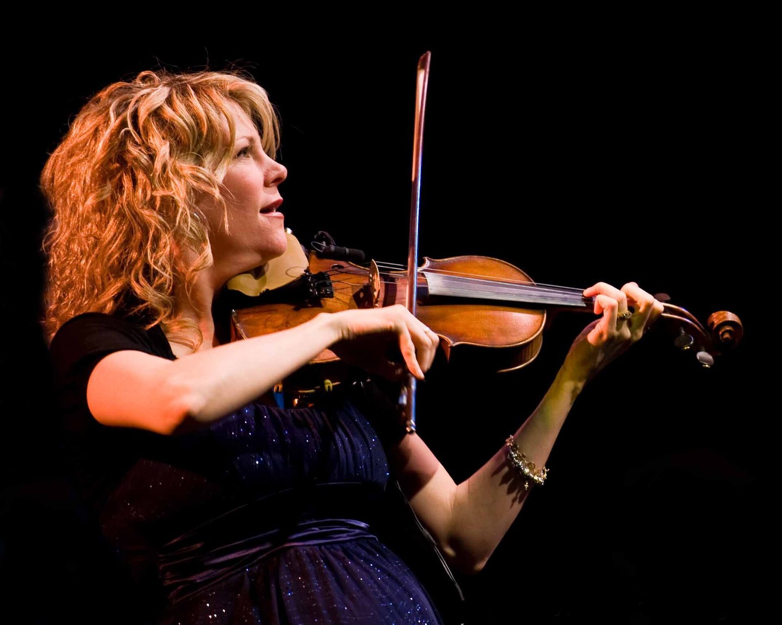 Natalie MacMaster playing fiddle at the Edmonds Center for the Arts, Washington, 2010