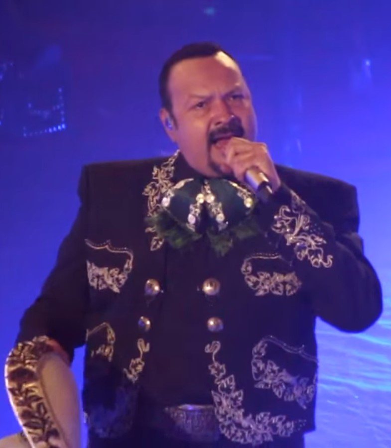 Pepe Aguilar singing in charro dress at the palenque of the Feria de León, Mexico, 2018