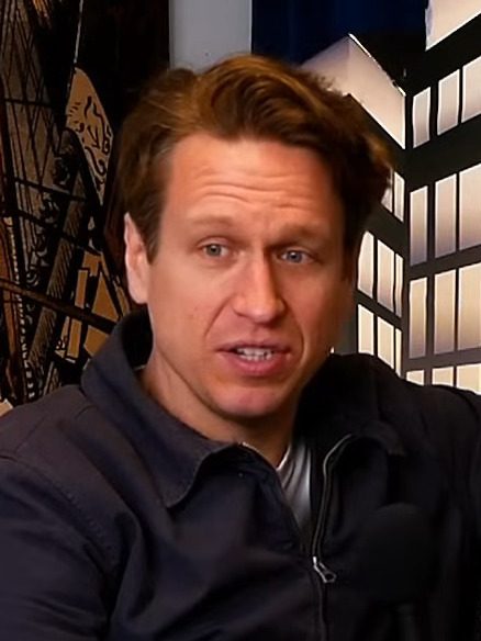 Pete Holmes performing live - Pete Holmes tickets