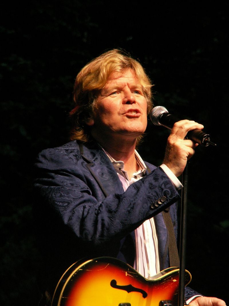 Peter Noone performing live - Peter Noone tickets