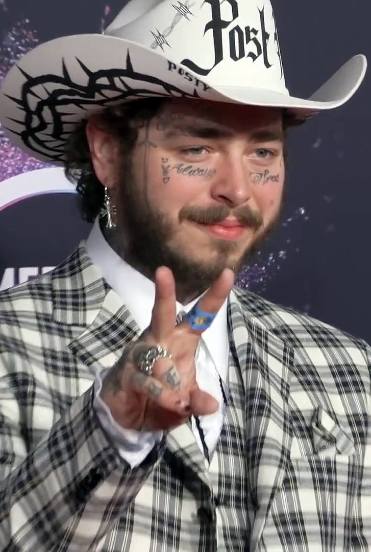 Post Malone performing live - Post Malone tickets