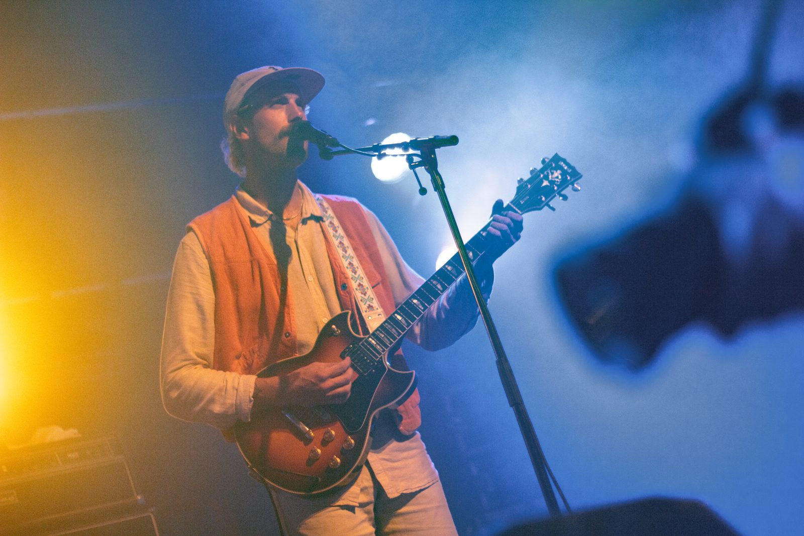 Rayland Baxter performing live - Rayland Baxter tickets
