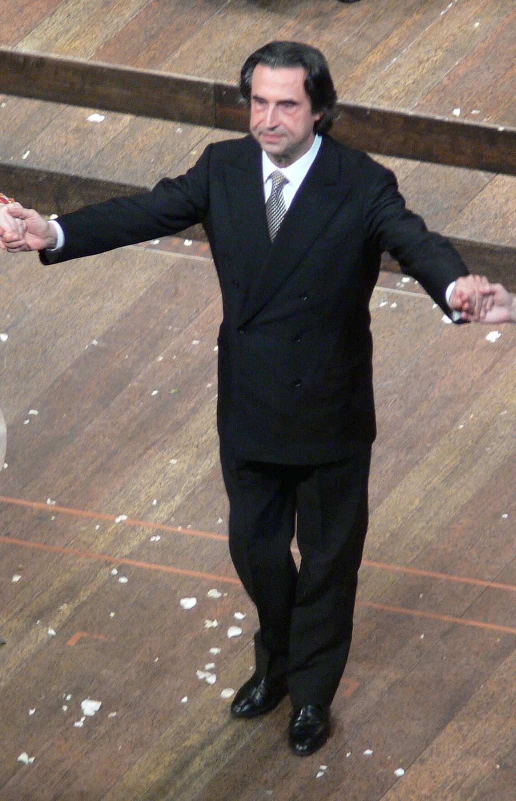 Riccardo Muti taking a curtain call on stage after an opera at the Salzburg Whitsun Festival, 2008