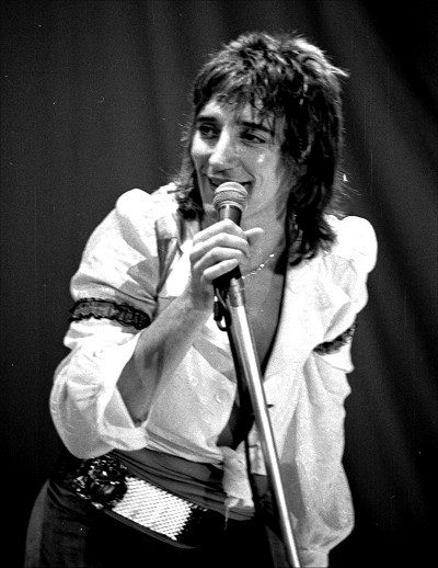 Rod Stewart performing live - Rod Stewart tickets