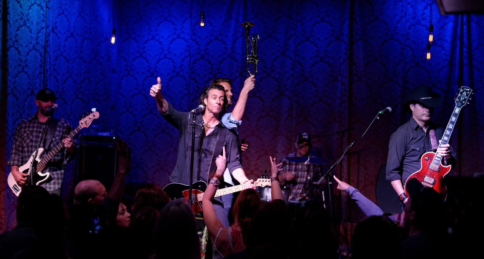 Roger Clyne And The Peacemakers performing live - Roger Clyne And The Peacemakers tickets