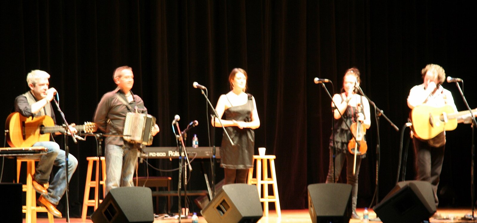 Solas on stage at the Mayo Civic Center, Rochester, Minnesota, 2010