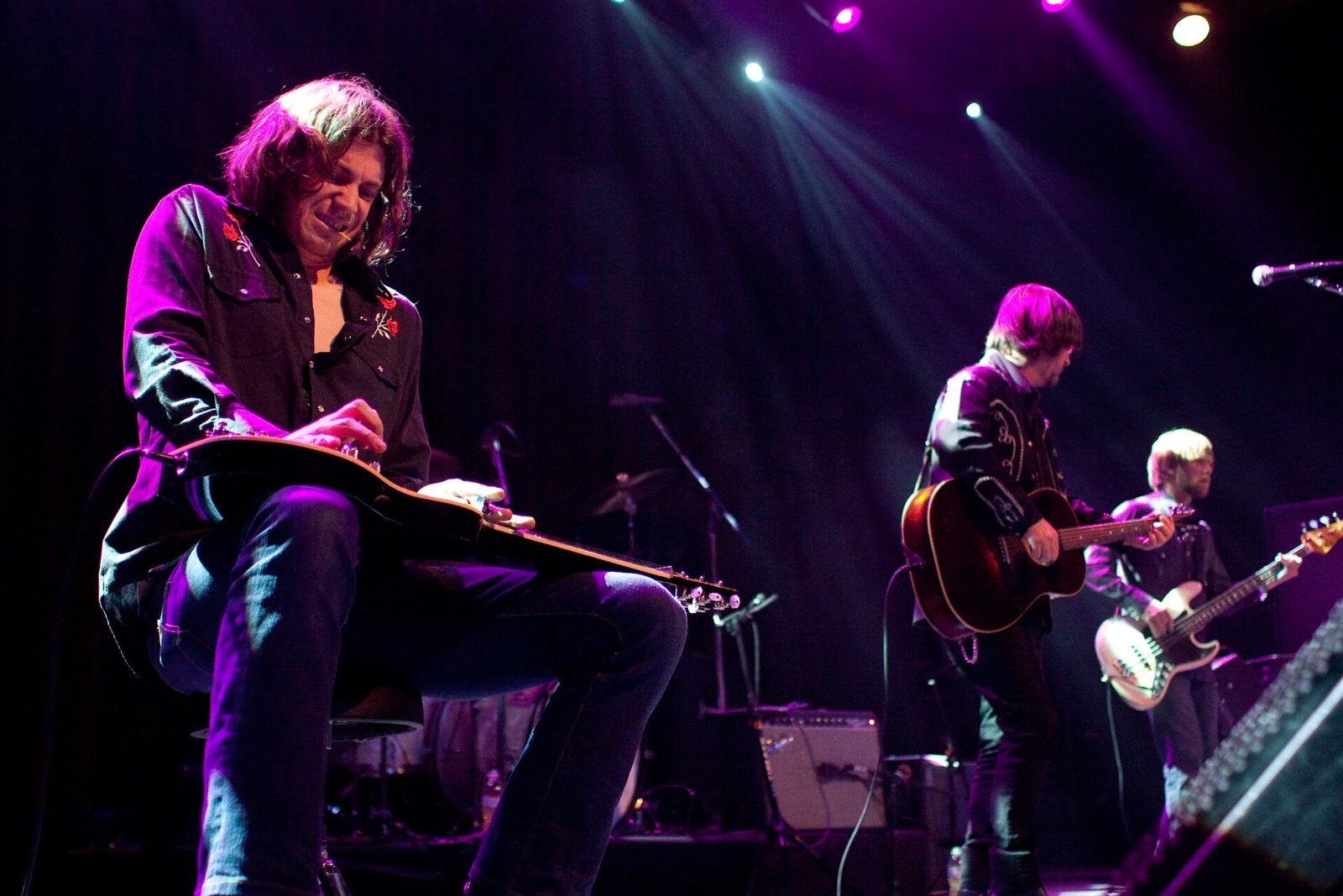 Son Volt performing live in December 2009, with lap steel, acoustic guitar and bass players on stage