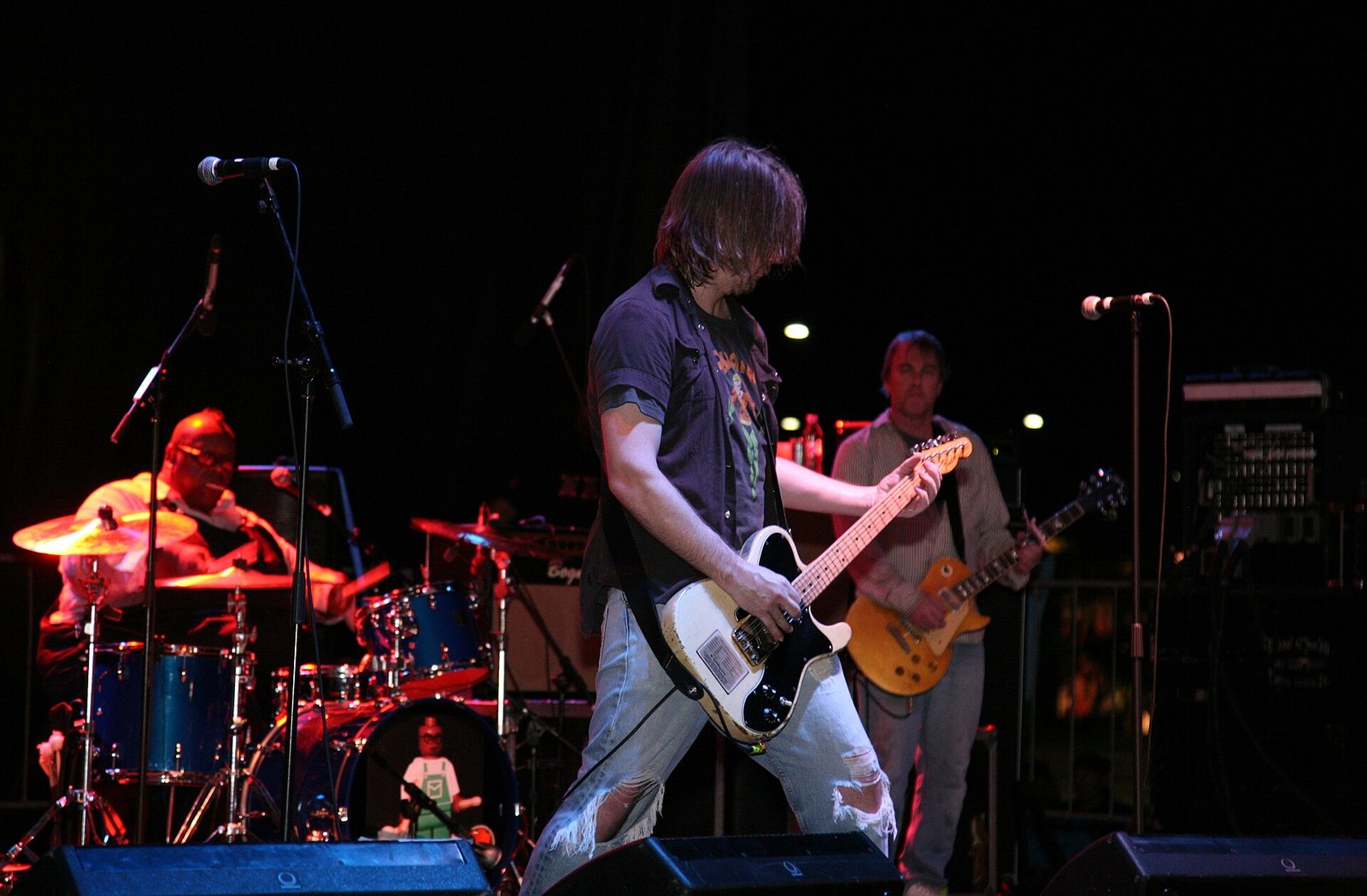 Dave Pirner of Soul Asylum performing with the band in Urbana, Illinois, 2010