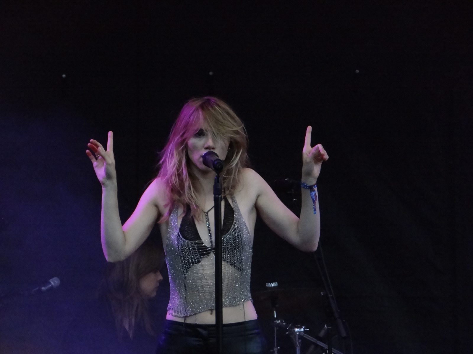 Suki Waterhouse performing live - Suki Waterhouse tickets