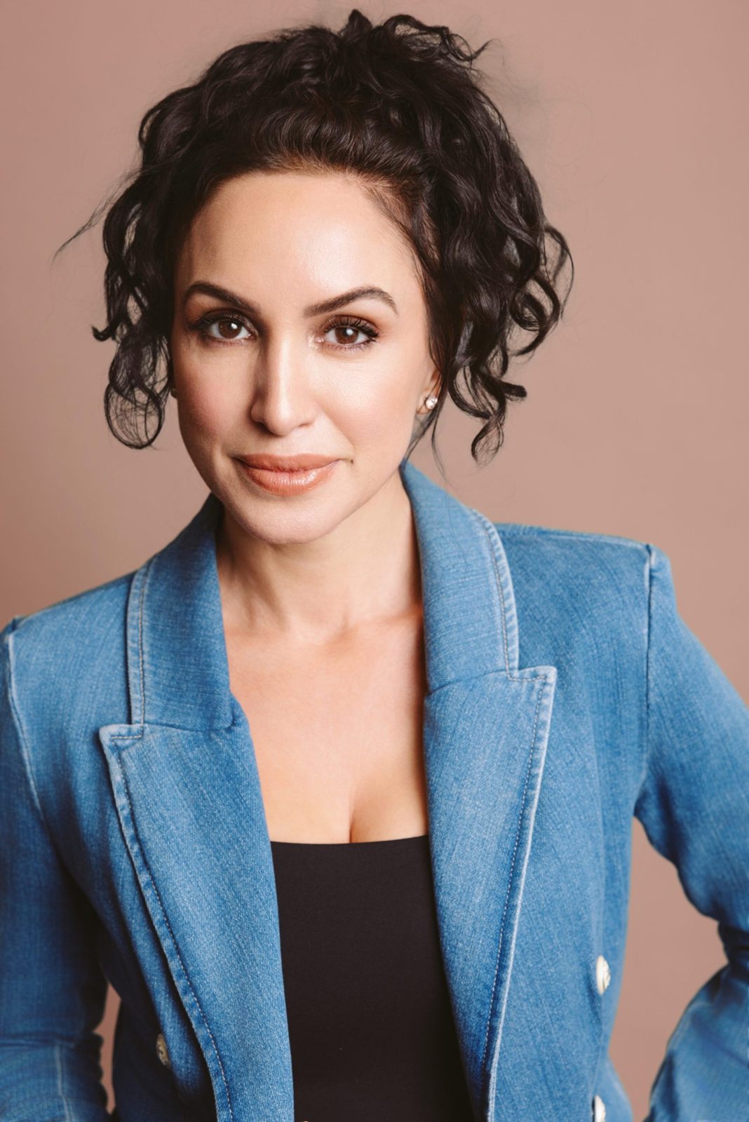 Tara Cannistraci performing live - Tara Cannistraci tickets