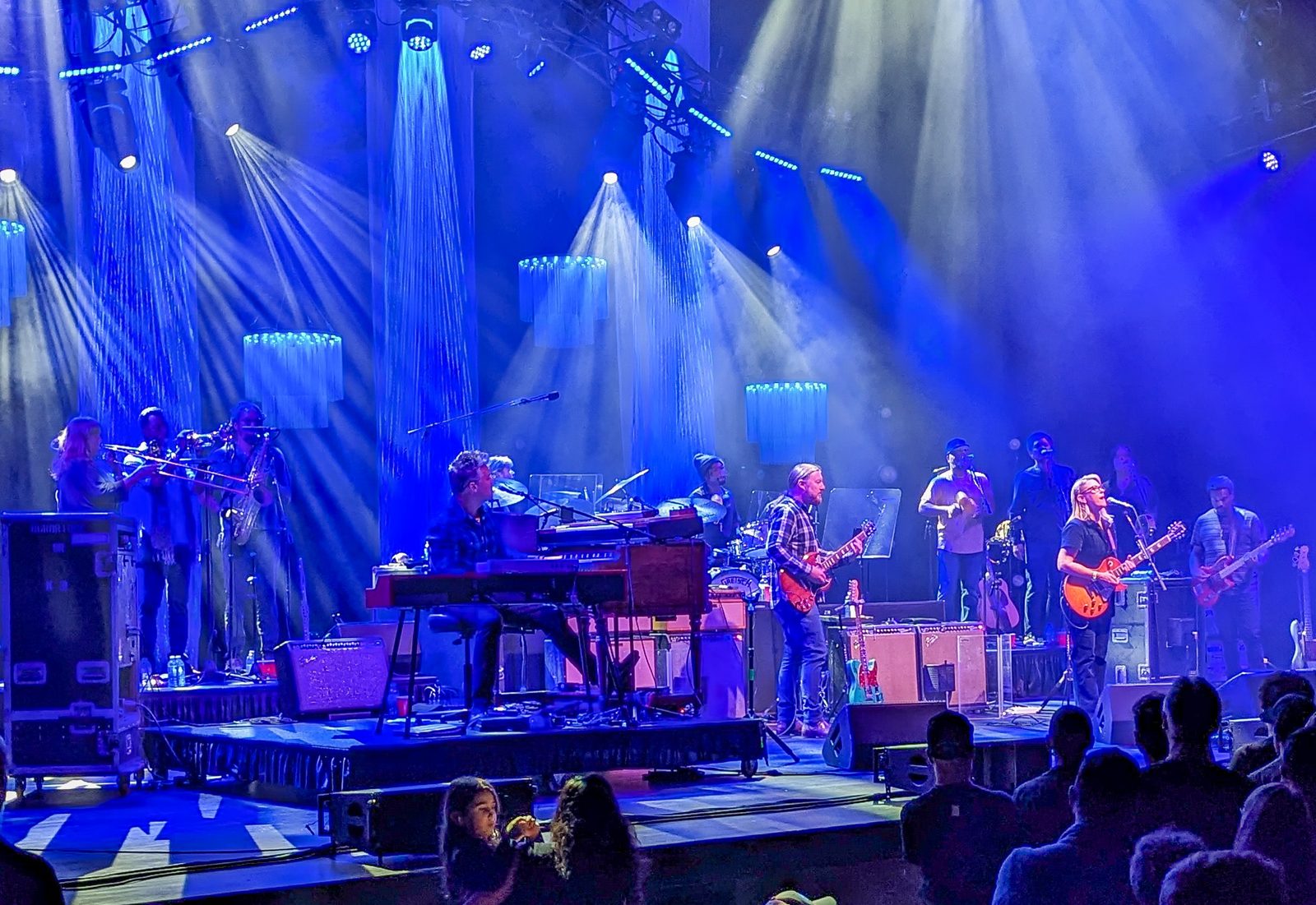 Tedeschi Trucks Band performing live - Tedeschi Trucks Band tickets