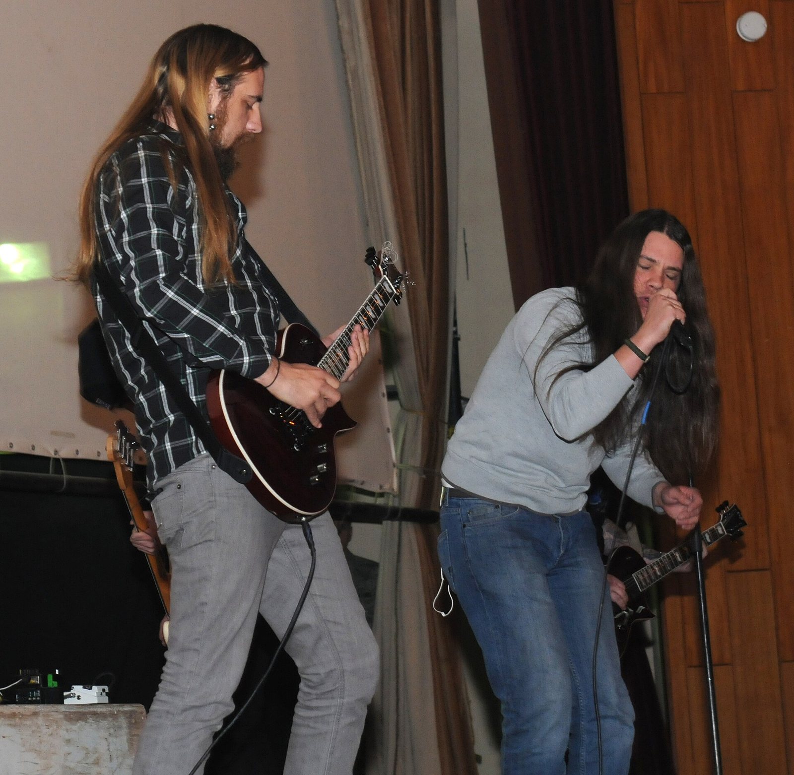 Duke Kitchens and Ronnie Winter of The Red Jumpsuit Apparatus performing at Joint Base Balad, Iraq, 2011