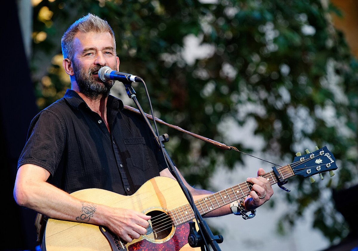 Brian Vander Ark of The Verve Pipe performing at The Grove, Los Angeles, July 2016