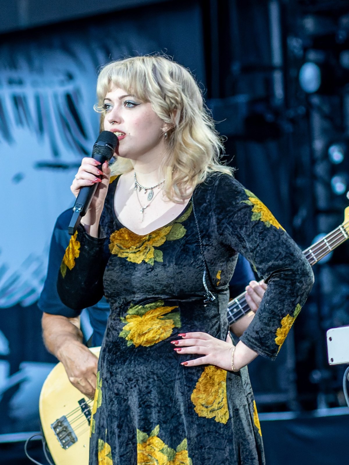 Violet Grohl singing at the Taylor Hawkins Tribute Concert, Wembley Stadium, London, 2022