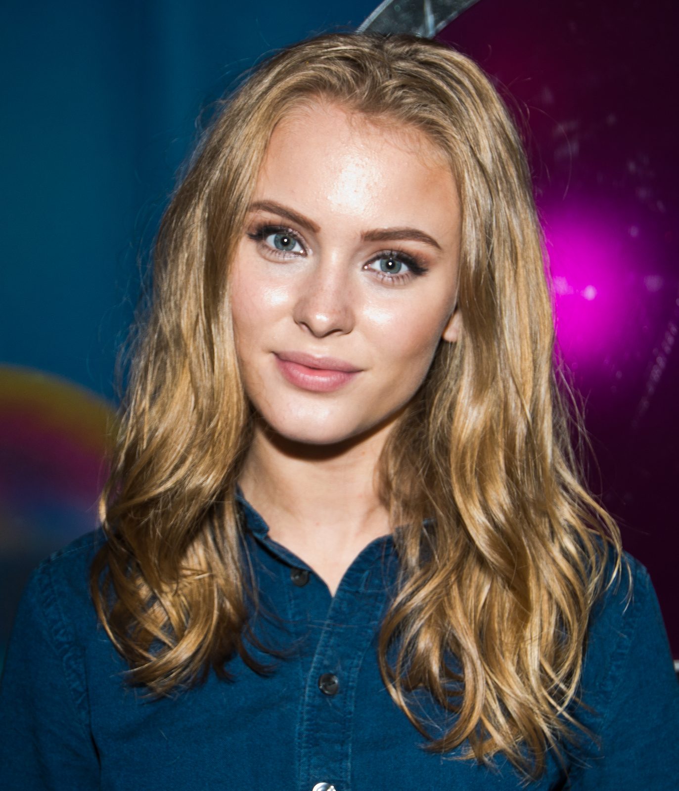 Zara Larsson performing live - Zara Larsson tickets