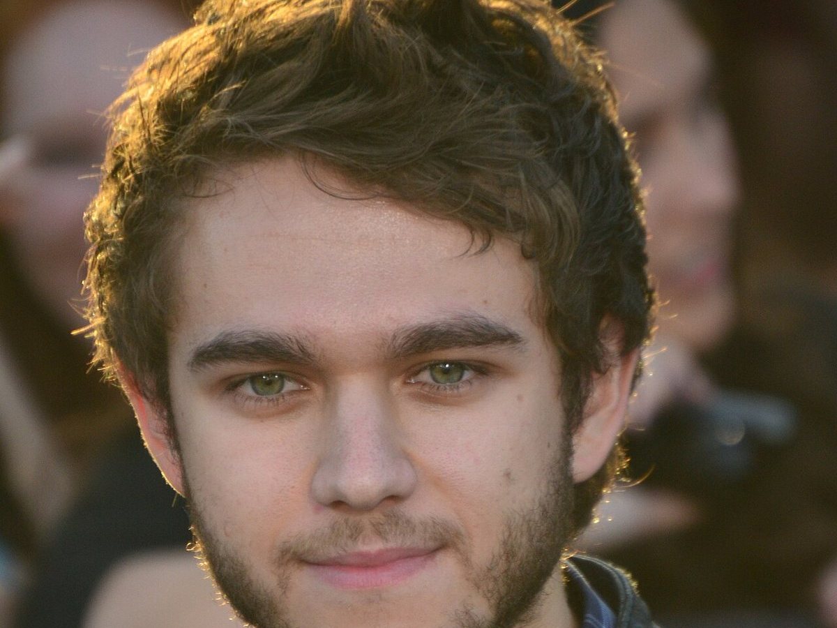 Buy Zedd tickets on StubOrder Zedd at the Divergent premiere, 2014