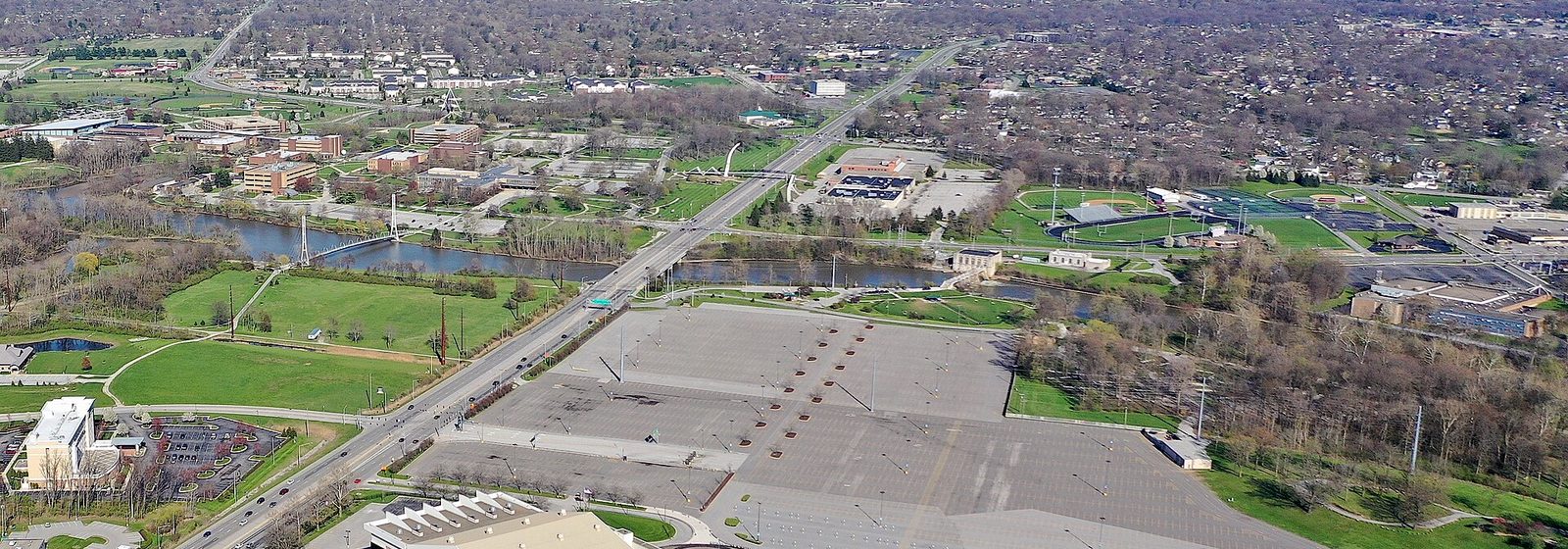 Aerial view of the Allen County War Memorial Coliseum building in Fort Wayne, Indiana - Allen County War Memorial Coliseum tickets