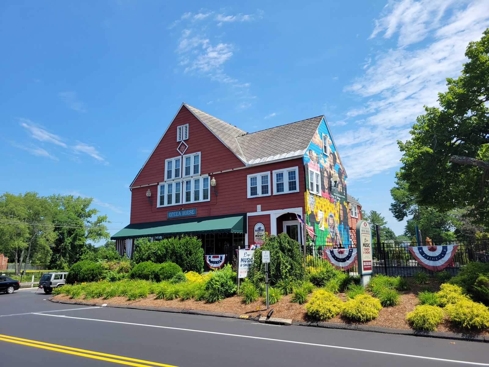 Broad Brook Opera House event venue - Broad Brook Opera House tickets