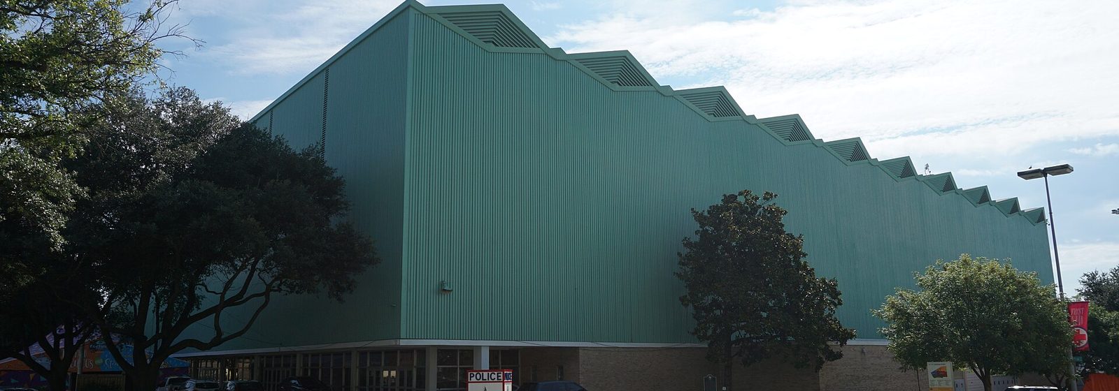 Exterior view of the Coliseum at Fair Park in Dallas, Texas - Fair Park Coliseum - Dallas tickets
